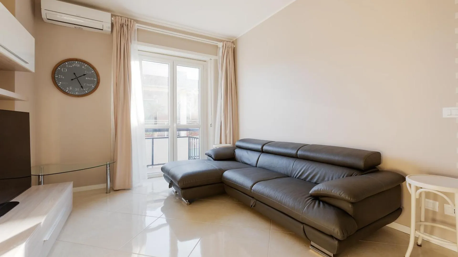 Niguarda Bright Apartment W/ Balcony Milán Itálie